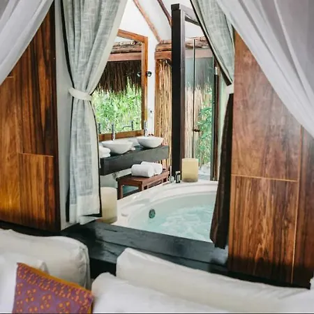 Hotel Beachfront In Beach 5*