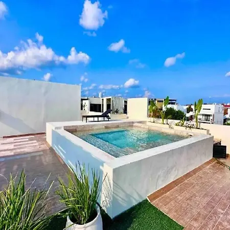 Madera Y Agua: Jacuzzi En El Techo Y Piscina * Tulum