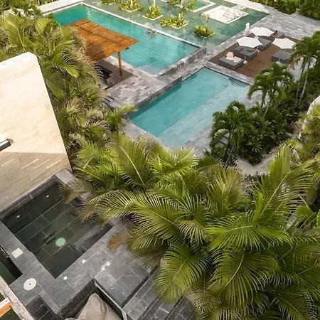 Mistiq Luxury Getaway