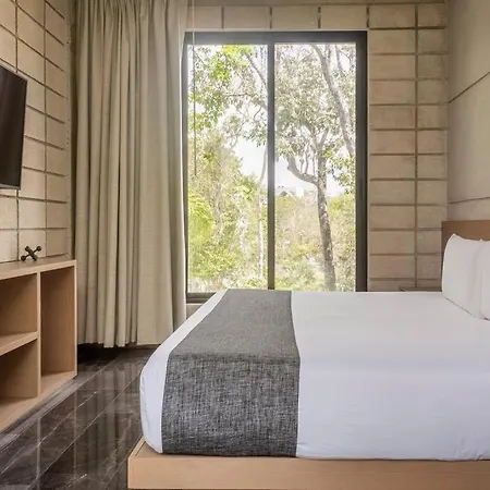Bolon: Exclusive Gated Retreat With Private Pool In Villa *
