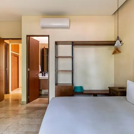 Villa Enjoy Nature At Villa With 100 Year Old Tree, Private Pool & Concierge Service