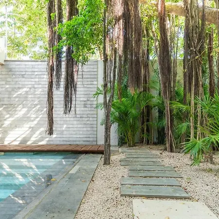 Villa Enjoy Nature At Villa With 100 Year Old Tree, Private Pool & Concierge Service *