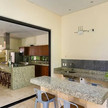 Luxurious Villa At Exclusive Gated Community La Privada Aldea Zama, 5 Bedroom Private Pool & Concierge Service Villa *