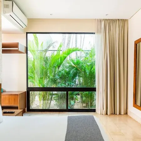 Luxurious Villa At Exclusive Gated Community La Privada Aldea Zama, 5 Bedroom Private Pool & Concierge Service * Tulum