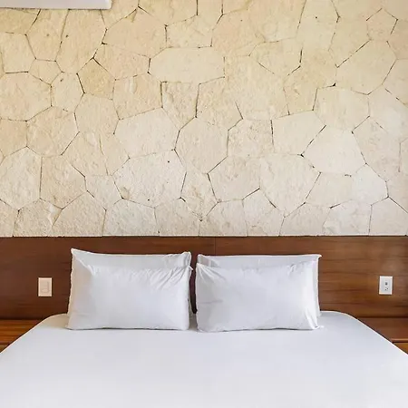 Villa Luxurious Villa At Exclusive Gated Community La Privada Aldea Zama, 5 Bedroom Private Pool & Concierge Service *