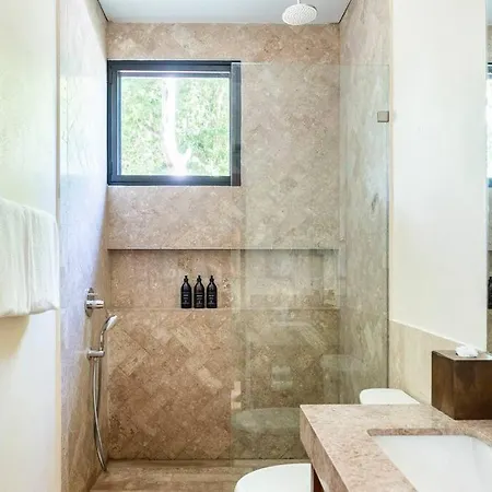 Luxurious Villa At Exclusive Gated Community La Privada Aldea Zama, 5 Bedroom Private Pool & Concierge Service Villa *