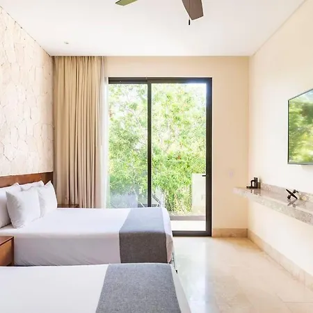 Luxurious Villa At Exclusive Gated Community La Privada Aldea Zama, 5 Bedroom Private Pool & Concierge Service *