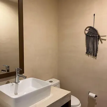 Super Location +high Speed Internet+terrace