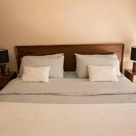 Apartment Great Location *high Speed Internet