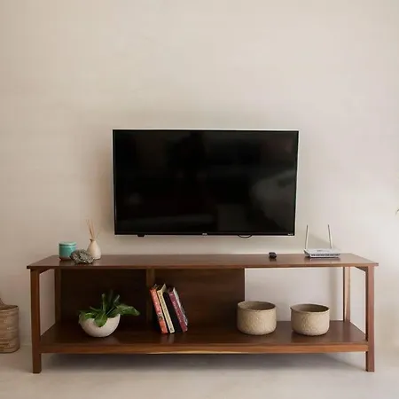 Apartment Great Location *high Speed Internet *