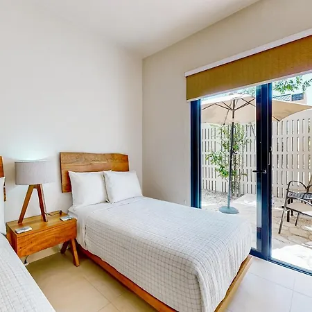 Apartment Peachy Palms At Tao Edena, Unit G1 *