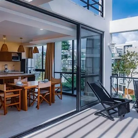 Hotel The Waves By Experience 4*