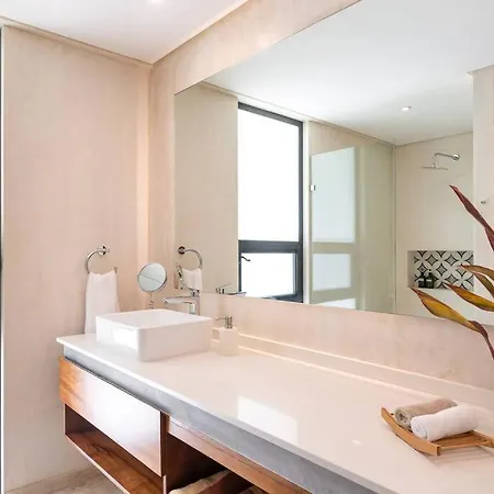 Studio-all-inclusive-gym-pool360º-scooter-bicycle-breakfast-exclusivebenefitsinservices-by-sandy-powerful Apartment *