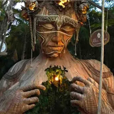 A * Tulum