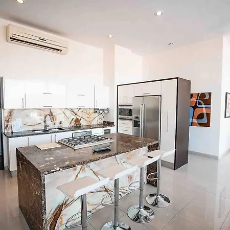 Old Listing - Blue Bay Villa Tulum