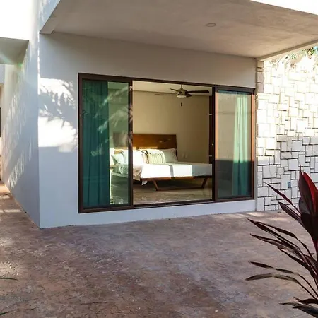 Jacuzzi, Premium Hype - Private Pool & Near The *