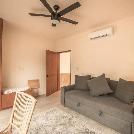 New Aura Jungle Getaway Holiday home *