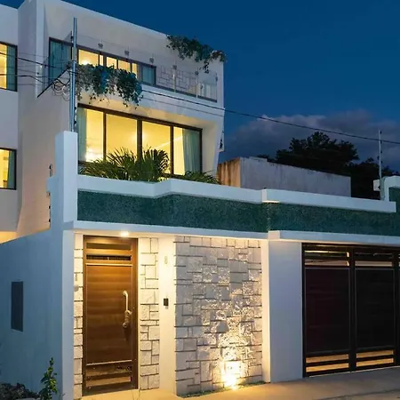 Villa Jacuzzi, Premium Hype - Private Pool & Near The