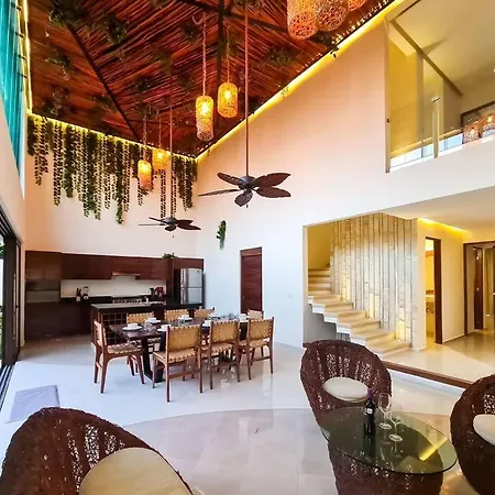 Jacuzzi, Premium Hype - Private Pool & Near The Villa *