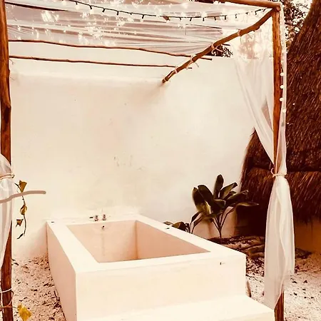 Tzunum Jade Lodge Tulum