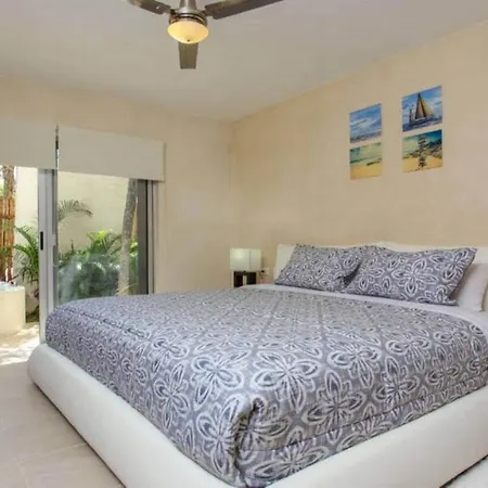 ☆ Location & Comfort ☆ Jacuzzi ☆ Luxury Apartment *