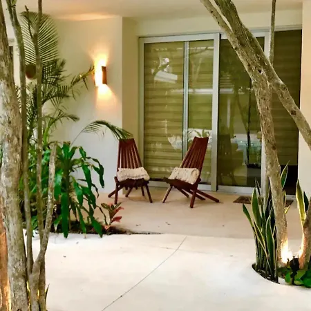 ☆ Location & Comfort ☆ Jacuzzi ☆ Luxury Apartment *