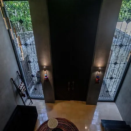 Boho Palace L Private Pool Apartment *