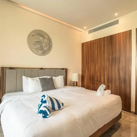 Mistiq B302 Paradise, Private Pool, Luxury Vila, Furnished Gateway Holiday home *