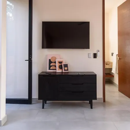 Privada En Cerrada Con Piscina Y Gym. Hotel 4*