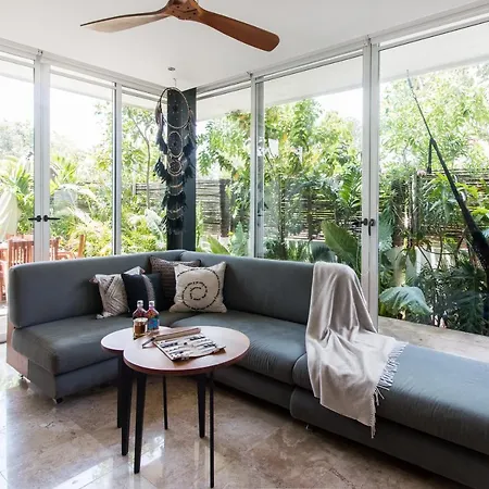 Laid Back In Tropical Vibe Apt Private Pool *