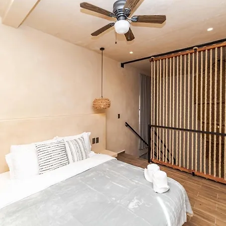 Downtown Loft W Rooftop Pool Apartment *