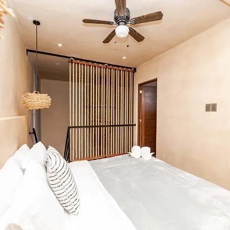Apartment Downtown Loft W Rooftop Pool