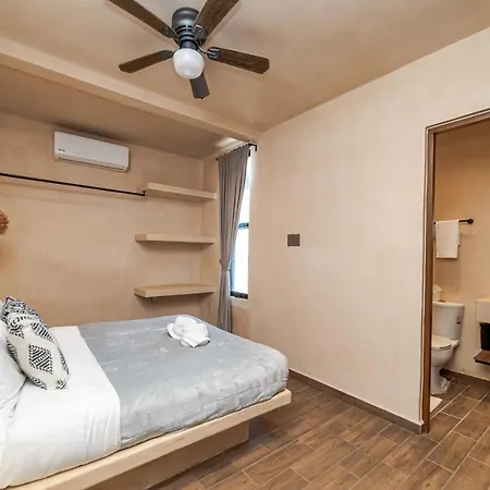 Downtown Loft W Rooftop Pool Apartment