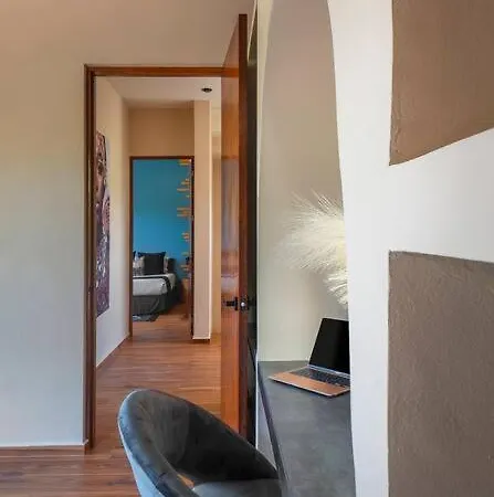 Maison Siscolino 4bdrm W/ Swimup & Rooftop Pools Villa