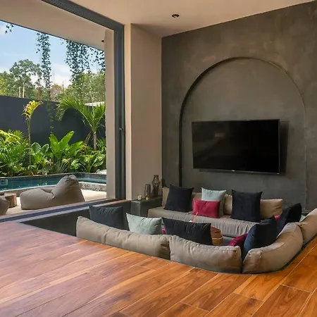 Maison Siscolino 4bdrm W/ Swimup & Rooftop Pools Villa