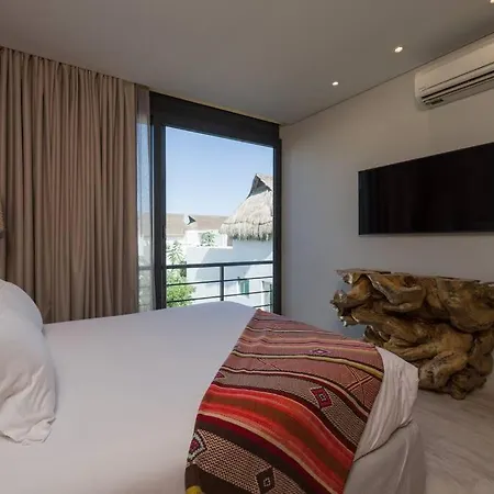 Beyond Amazing 3bd 2br/ Balcony Tulum