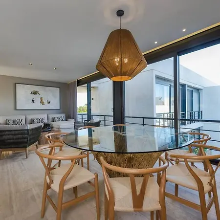 Beyond Amazing 3bd 2br/ Balcony Apartamento
