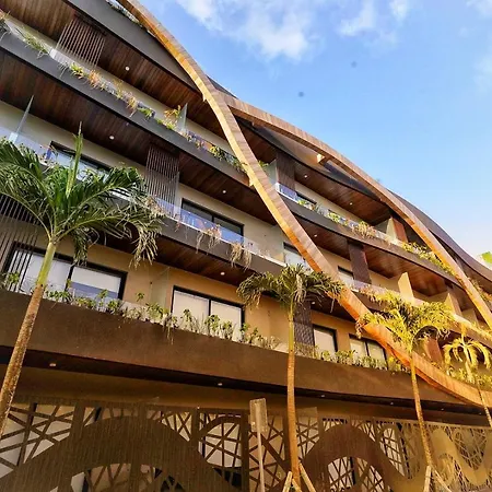 Aparthotel Estudio Asteroide