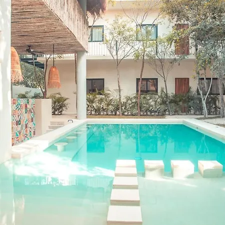 Echoluxe Condo, A Tropical, Bohemian Paradise *