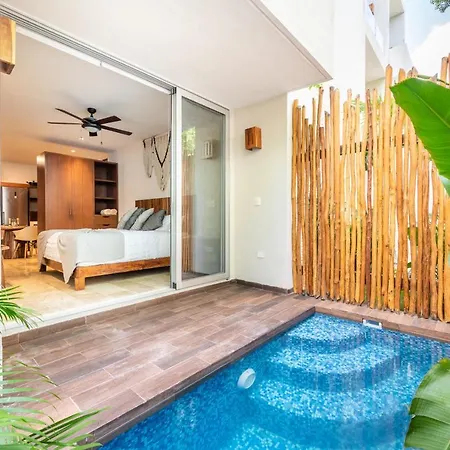 Beautiful With Private Pool