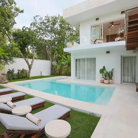 Estrena Espectacular Villa, Piscina Xl Y Jacuzzi