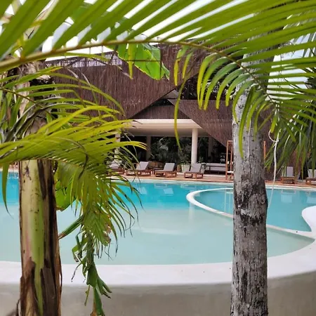 Luxurious Jungle