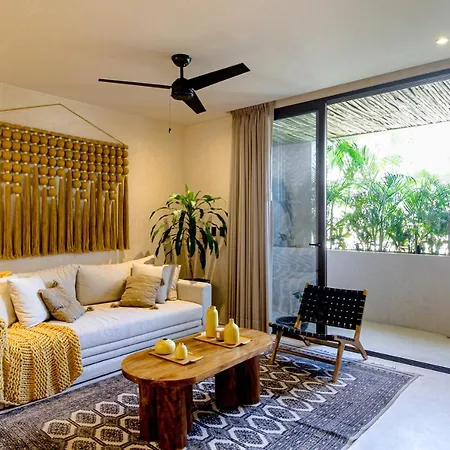 The Primary @ Mestiza, 307a Holiday home *