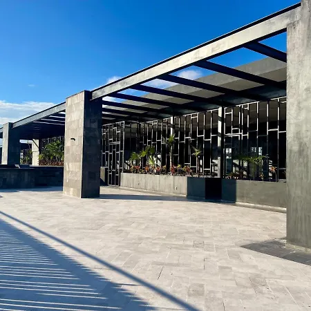 Ova * Tulum