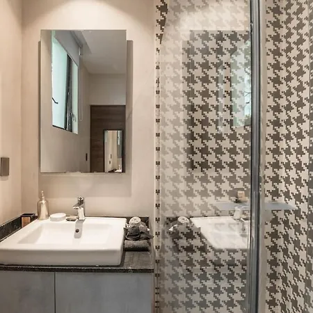 New By 5 Min To Beach, Private Pool Apartment