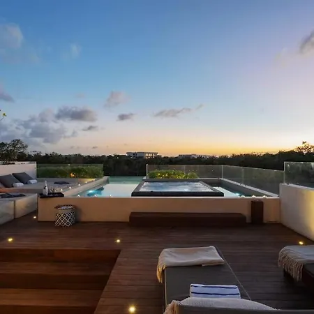 20 Guests 5 Min Beach+rooftop Pool Jacuzzi Villa *