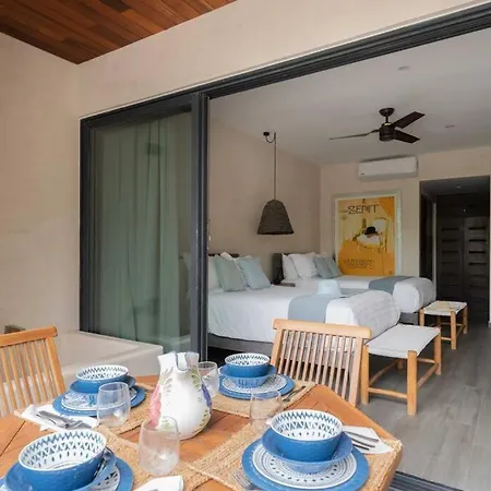 20 Guests 5 Min Beach+rooftop Pool Jacuzzi * Tulum