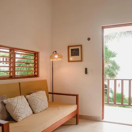 Casa Colibri Tankah Bed & Breakfast