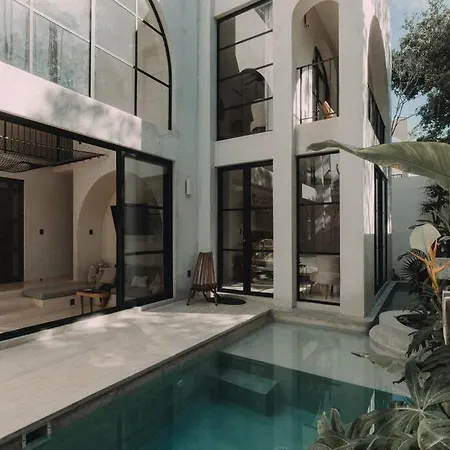 De Luz 4 Bedrooms & 2 Private Pools Villa Tulum