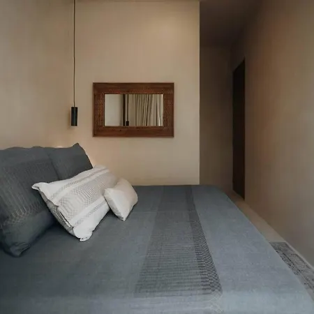 Jungle Luxe: Private Hottub, Terrace - Holistika Apartment *